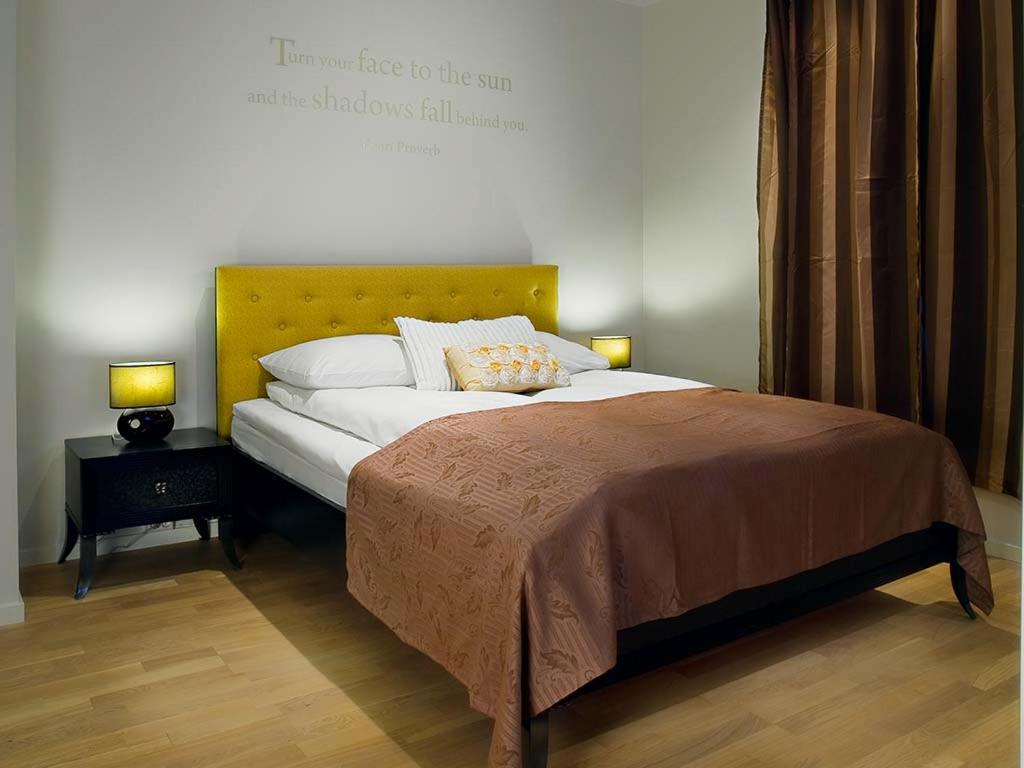 Hotel Nova Rooms Atlanta Shopping Surat Exterior photo